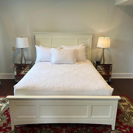Bed and Breakfast The Manor On Front à Harrisburg Chambre photo